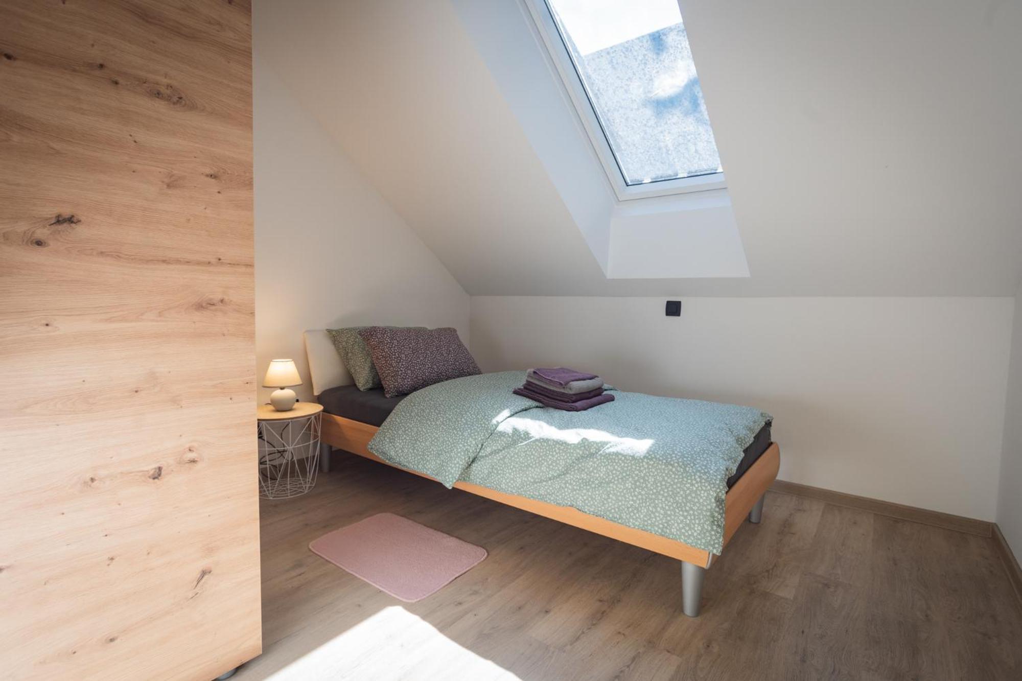 Apartamento Cuckoo'S Alpine Nest Lesce  Habitación foto